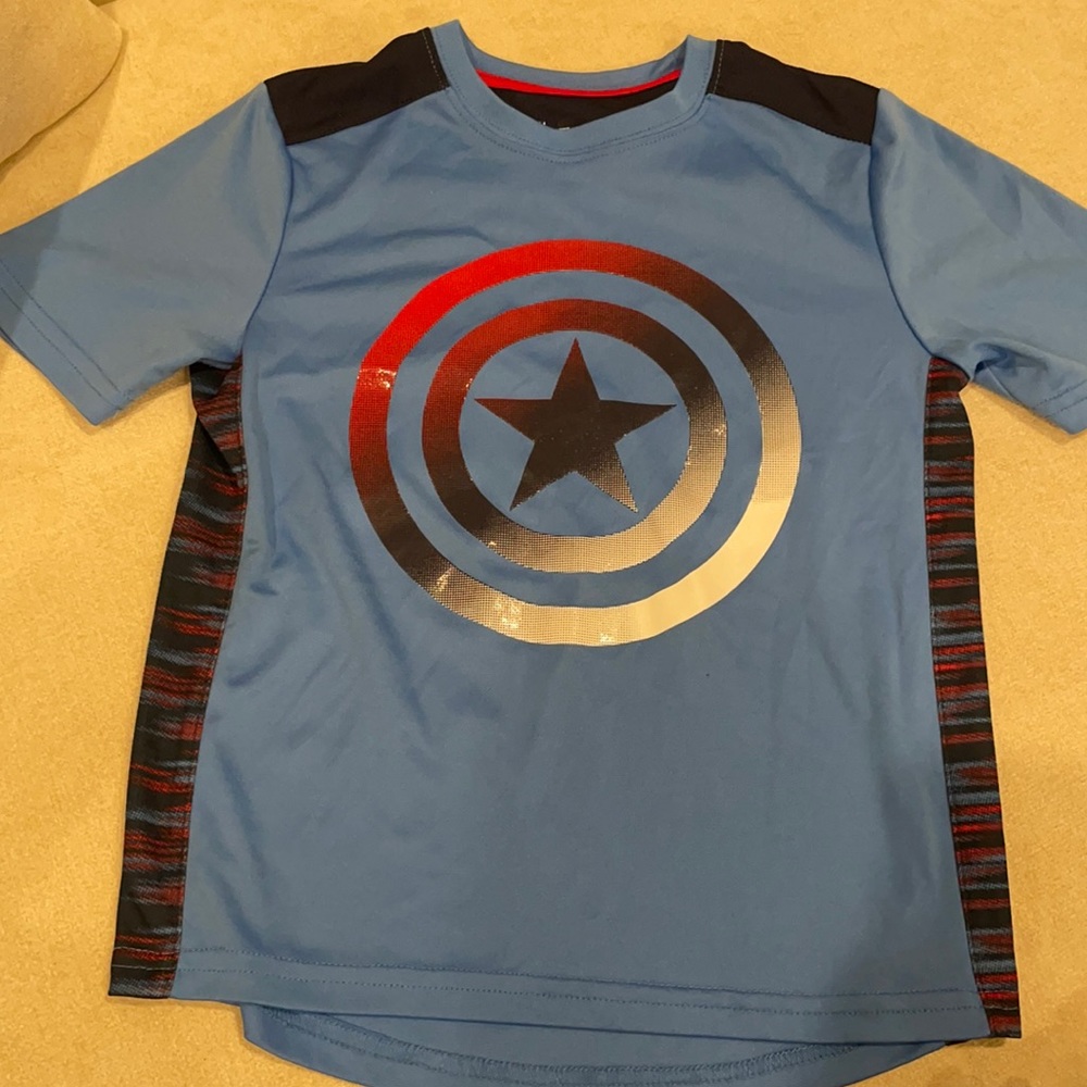 Boys avenger T-shirt